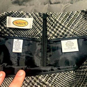 Talbots wool skirt size 16 new